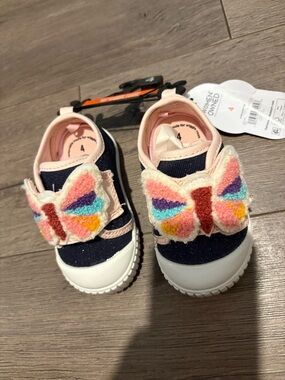 Baby Wonder Nation Shoes Size 4